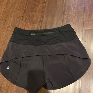 Lululemon Speed Up Shorts 2.5”